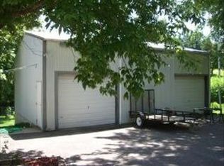 4405 Orchard Rd, Saint Joseph, MO 64505