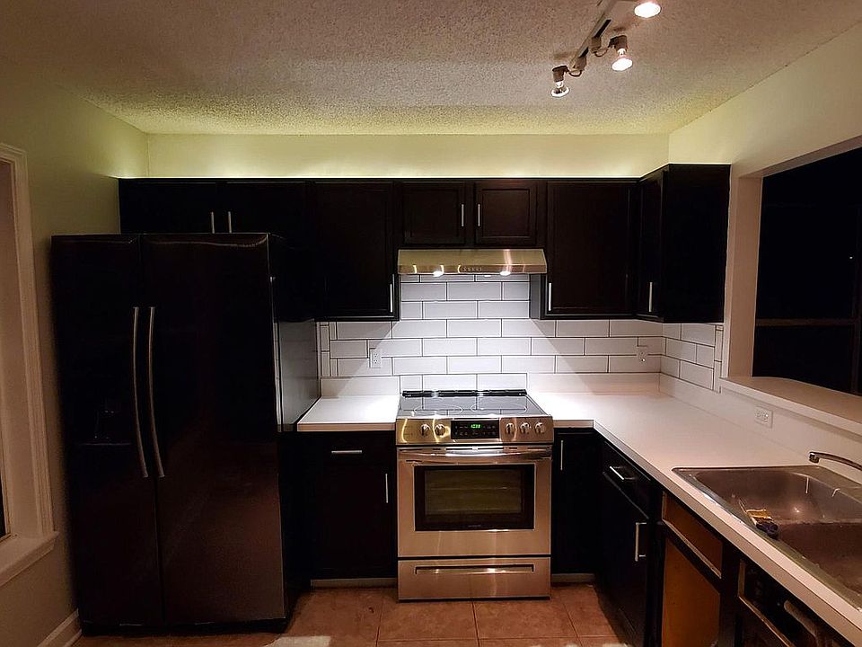 1st image of 10890 Cabbage Pond Ct