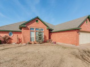 12101 Quail Ridge Cir, Edmond, OK 73034