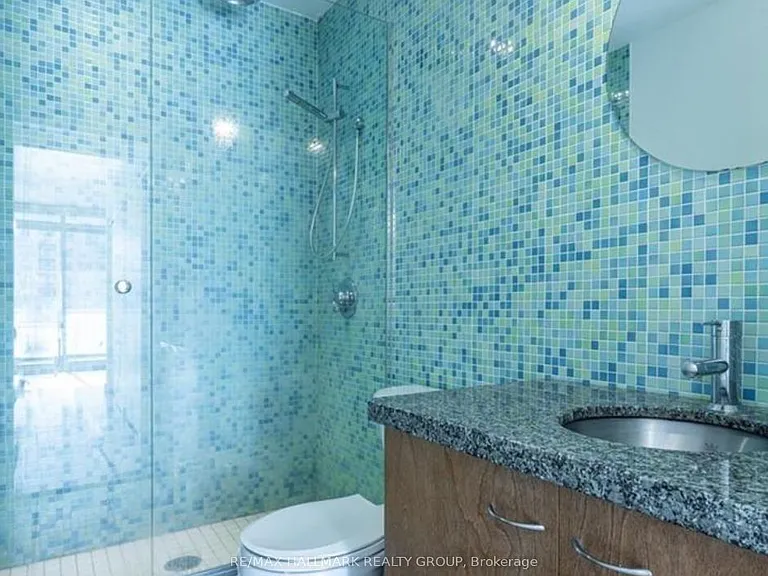 179 George St #1006 — Photo 18