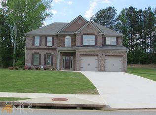 208 Deodar Ln, Hampton, GA 30228
