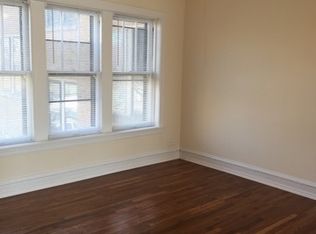 4157 W Byron St, Chicago, IL