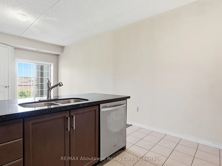 1083 Gordon St #310 — Photo 28