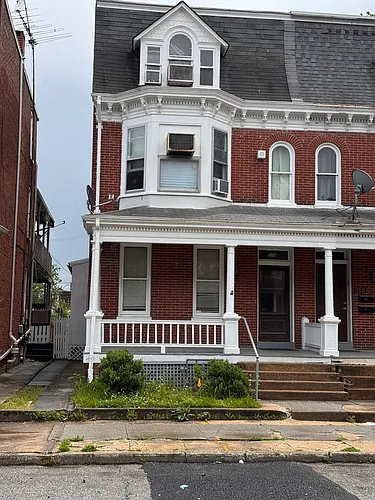 710 Pennsylvania Ave Photo 1
