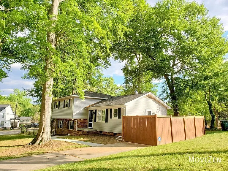 202 Newgate Dr — Photo 17