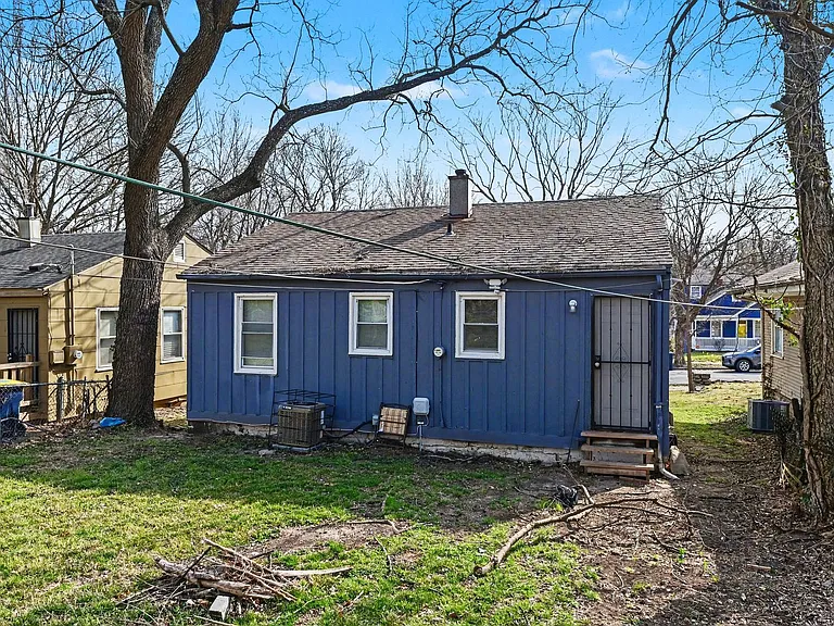 7036 Bellefontaine Ave — Photo 14