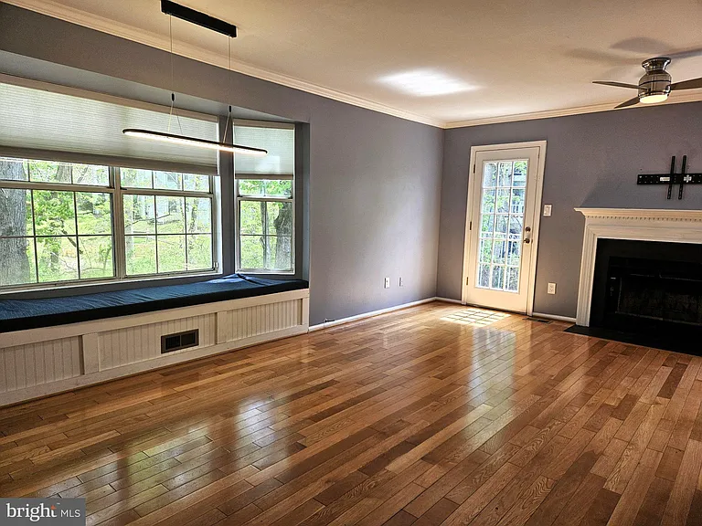 12146 Flag Harbor Dr — Photo 3