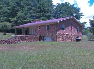 347 Spencers Mill Rd, Hillsville, VA 24343