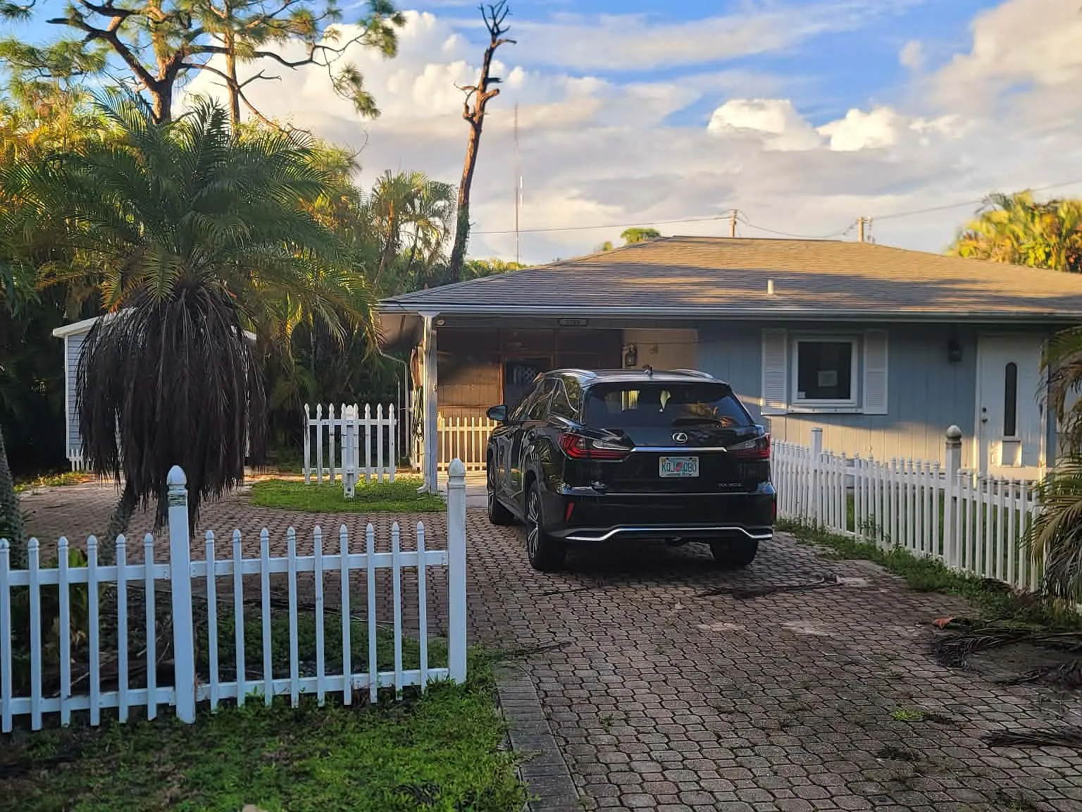 2 bed, 896 sqft, $1,300 — Photo 3