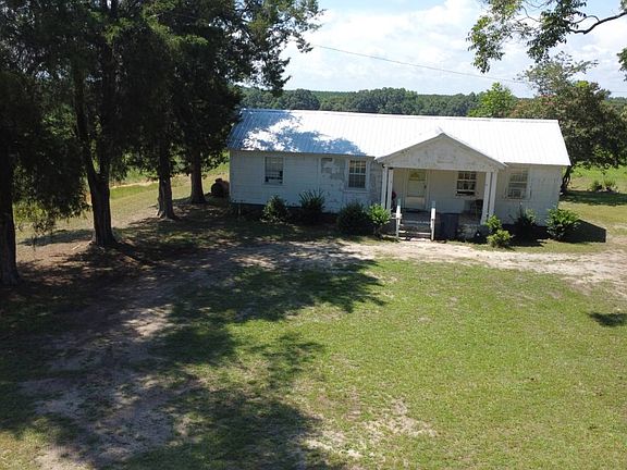 5th image of 812 B Brooks Rd