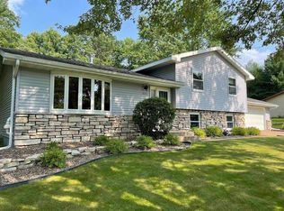 4045 Hilltop Rd, Wausau, WI 54403