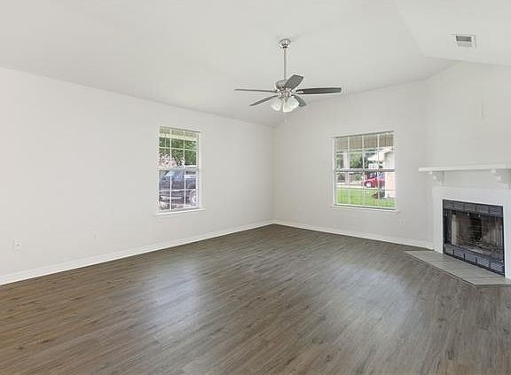 4th image of 713 Nancy St