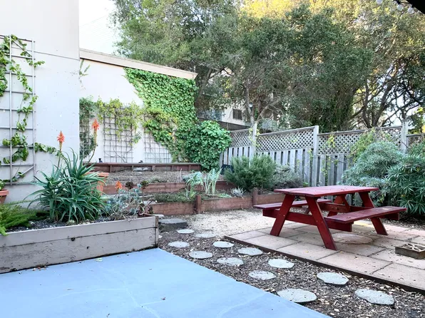 194 Orange St #194, Oakland, CA 94610