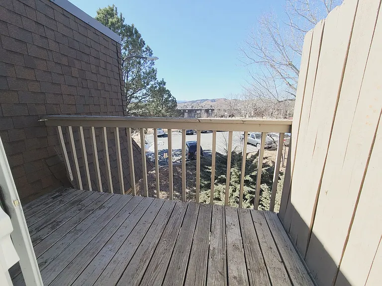 LaCrosse Apartments — Photo 25