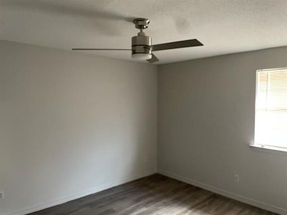 4th image of 2920 Kansas Ave APT C