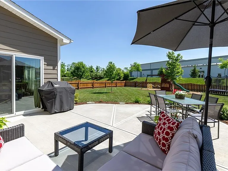 12331 Hawks Nest Dr — Photo 18