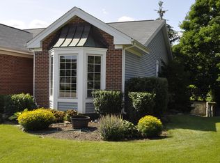 678 Golfers Ln, Bartlett, IL