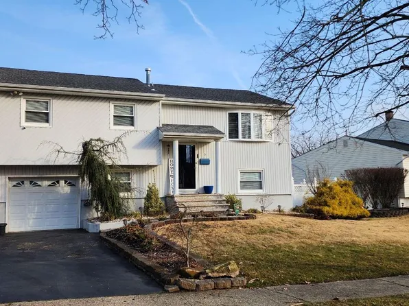 5 Jeffrey Ct, Parlin, NJ 08859