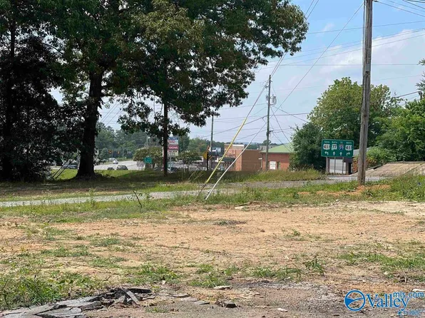 117-121 E Grand Ave, Rainbow City, AL 35906