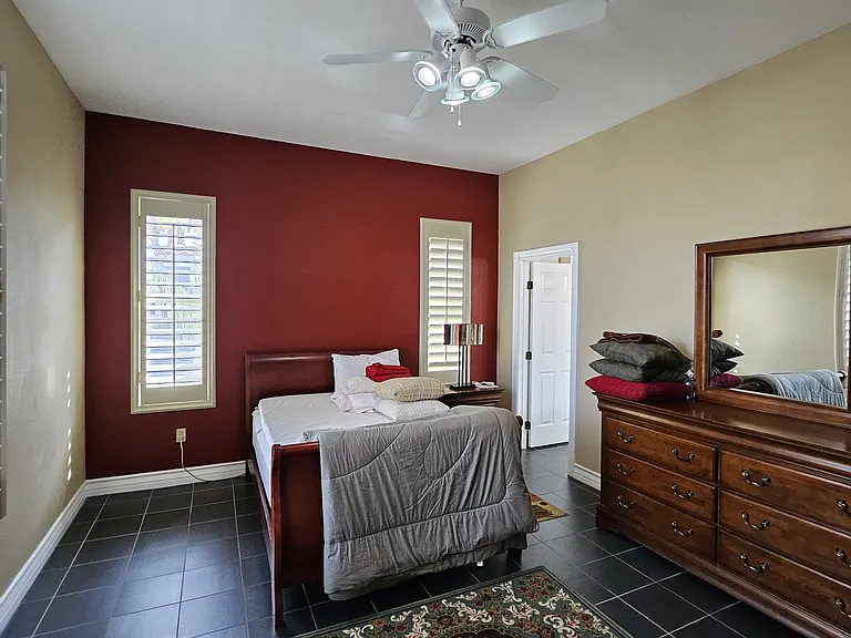 2101 Grand Island Ct — Photo 30