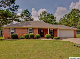 122 Ann Bradley Dr, Huntsville, AL 35811