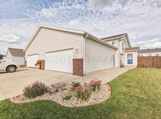 929 Woodbridge Cir, Dilworth, MN 56529
