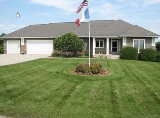 1224 Winchester Cir NE, Swisher, IA 52338