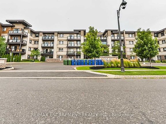 3rd image of 128 Garden Dr #407