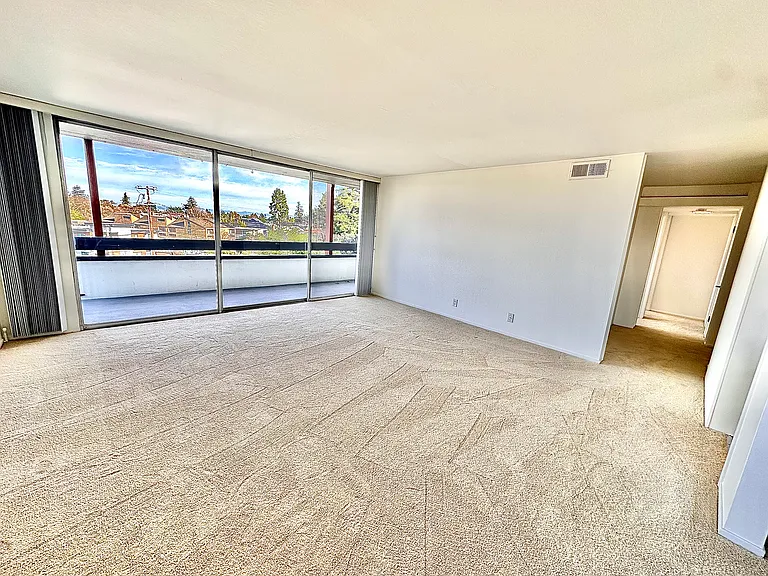 Apt #304 living room