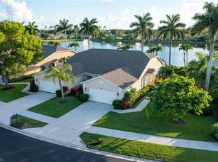 5781 Greenwood Cir #121, Naples, FL 34112