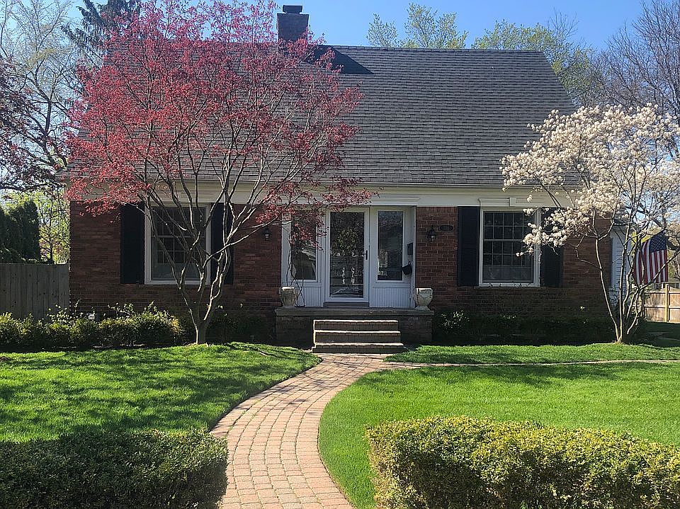 1st image of 1116 Buckingham Ave