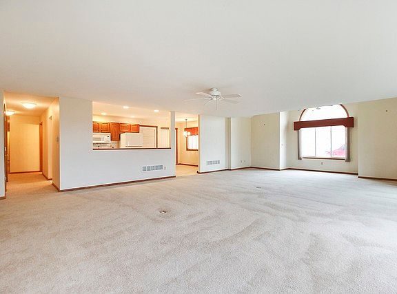 2nd image of 1532 Northfield Meadows Blvd APT 1