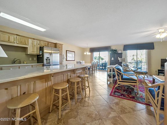 4th image of 27 Ocean Isle West Blvd W