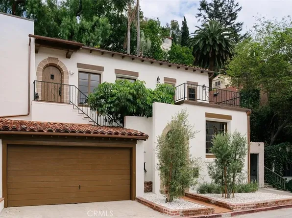 2050 N Las Palmas Ave, Los Angeles, CA 90068
