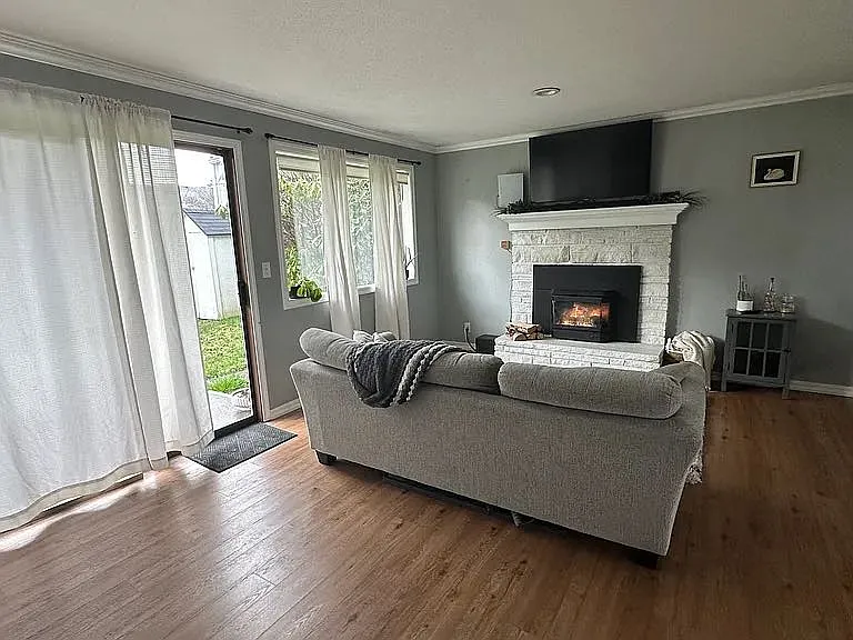 1 bed, $1,400 — Photo 3