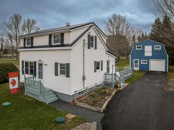21141 Highway 2, Shubenacadie East, NS B0N 2H0