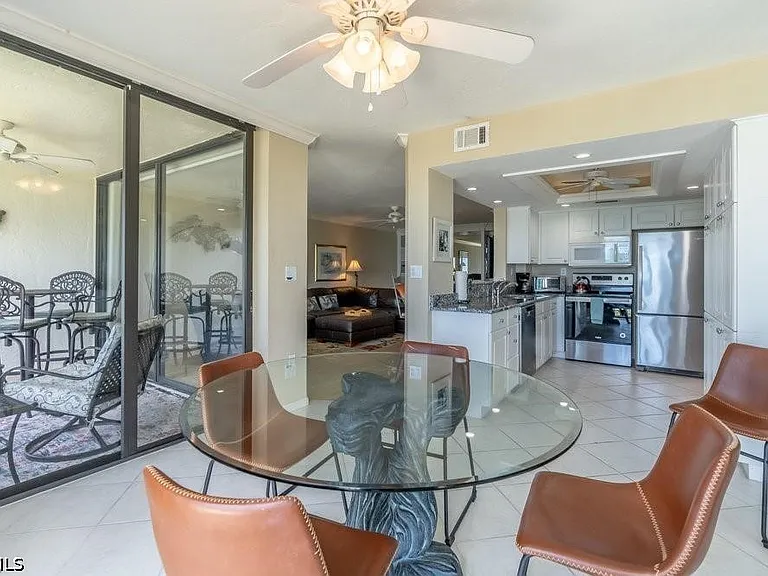 10475 Gulf Shore Dr #122 — Photo 6