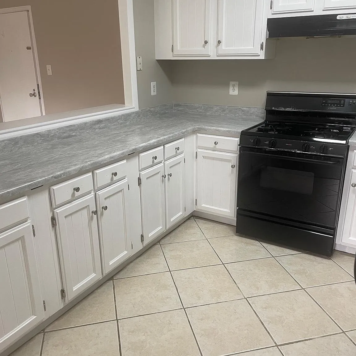 2 bed, 1.0 bath, $2,100 — Photo 4