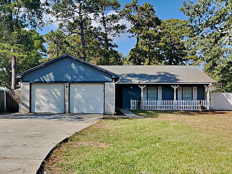 1st image of 307 Cherry Valley Dr