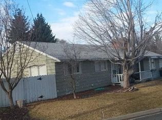 112 N 28th Ave, Yakima, WA 98902