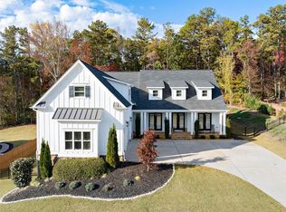 5744 Sunburst Dr, Acworth, GA 30127