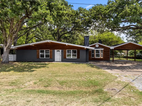 126 Wildwood Crossover St, Gun Barrel City, TX 75156