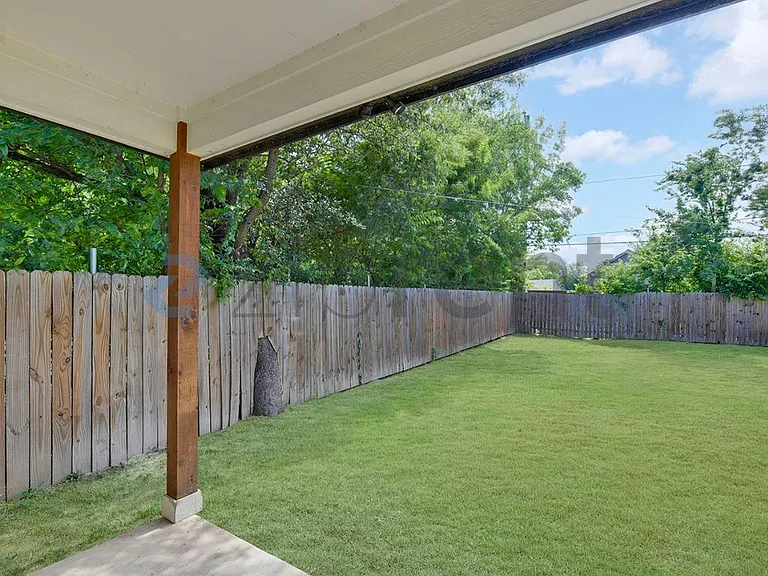 4941 Townsend Dr — Photo 24