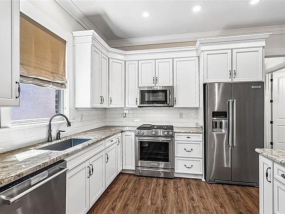 5th image of 525 Rue Jardins