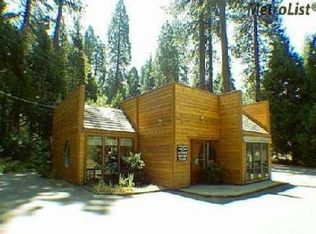 6092 Pony Express Trl, Pollock Pines, CA 95726