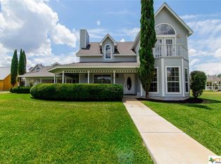 10024 Southshore Dr, Salado, TX 76571