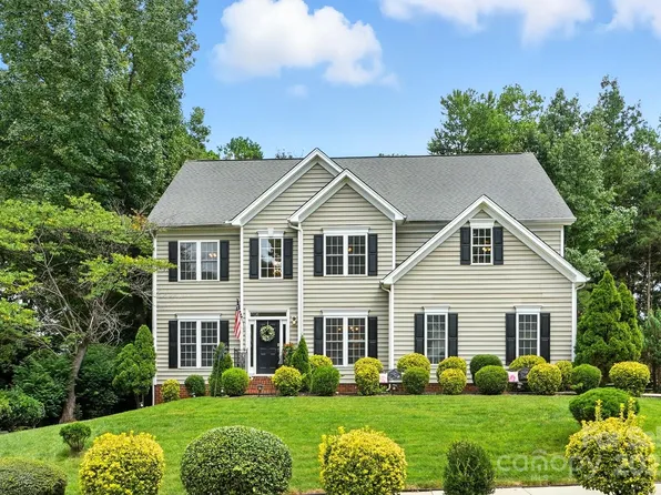 7929 Harrington Woods Rd #6, Charlotte, NC 28269