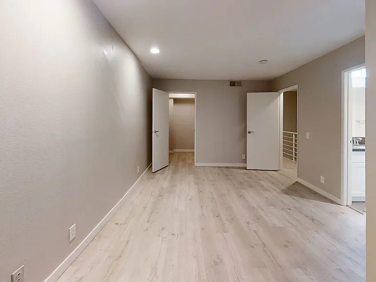 11263 Mississippi Ave — Photo 8