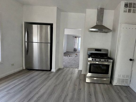4th image of 730 Lewis Rd