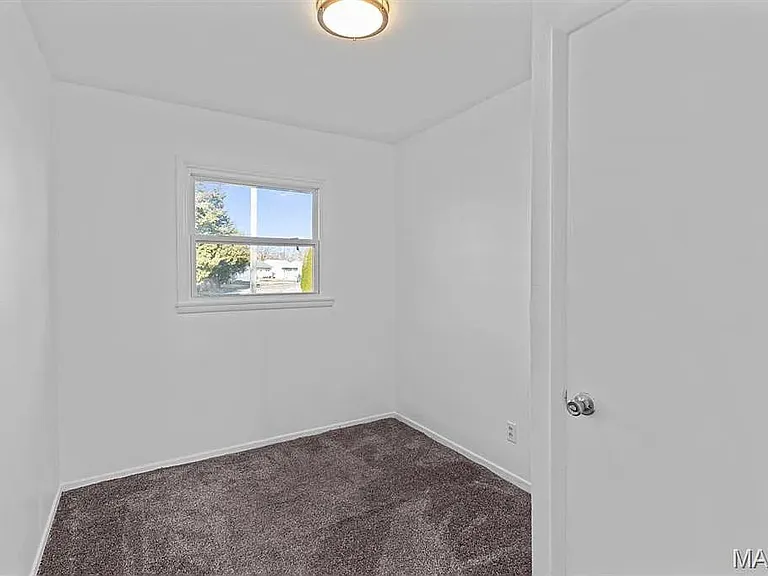 10500 Prestwick Dr — Photo 4